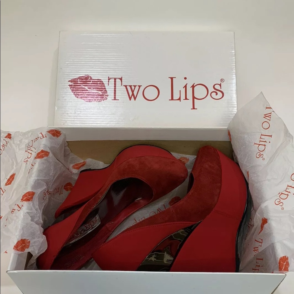 Two Lips Rapture Suede Platform Wedges - Picture 11 of 12